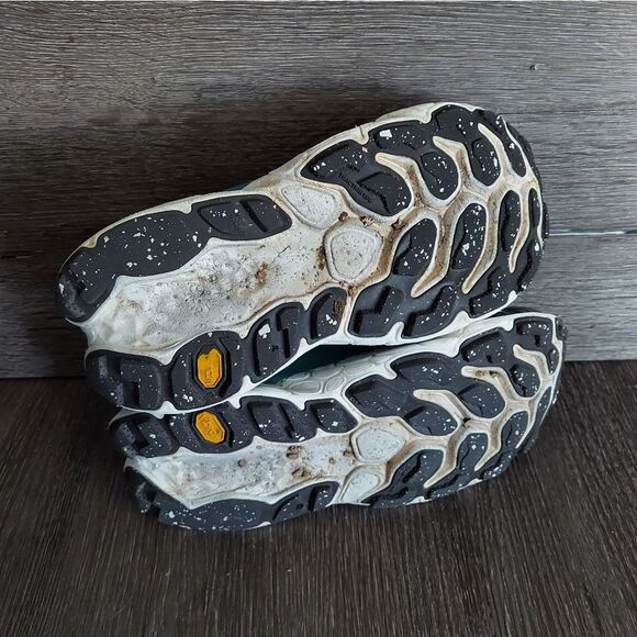 Womens New Balance Fresh Foam More Trail V3 Running Shoe 7.5 - Picture 9 of 10